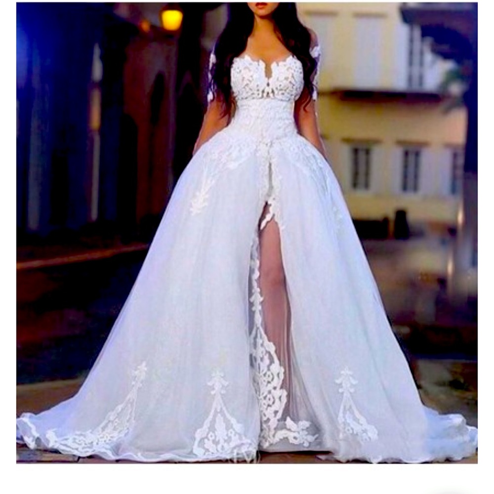 Wedding dress